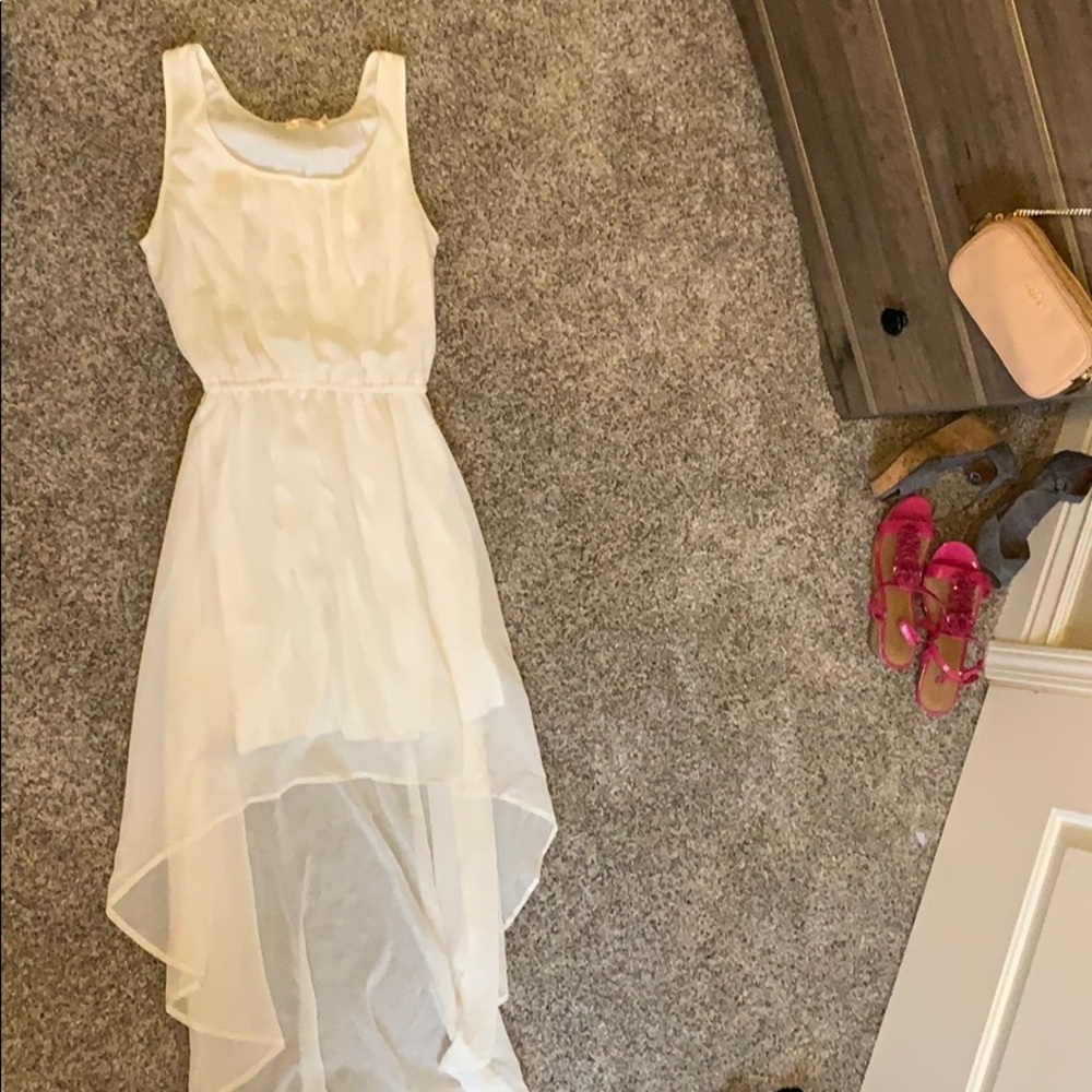 white dress